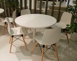 Elfi / Chaise visiteur 4 pieds bois dossier Blanc