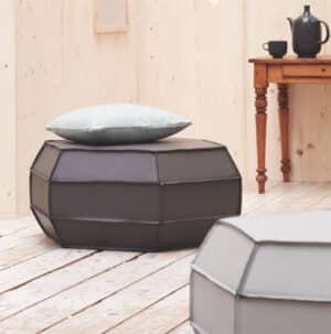 Asmus / Pouf en cuir