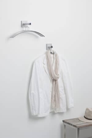 Hangon / Patères (2 patères + 4 cintres)