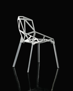 Chair One / Chaise en aluminium pieds vernis Blanc