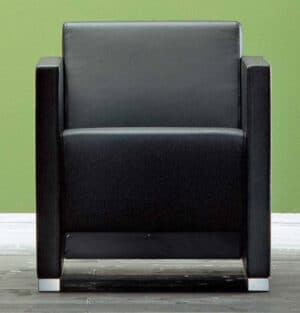 Lou / Fauteuil en cuir Noir