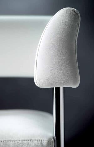 Sissi / Fauteuil en cuir blanc