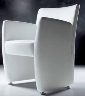 Nana / Fauteuil en cuir blanc