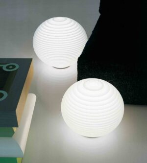 Flow T4 / Lampe de table décorative H29 xØ33 cm