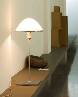 Miranda / Lampe de table design