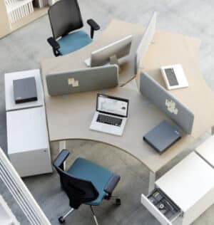 Ogi A / îlots 3 bureaux 234 x 203 cm Chêne canadien