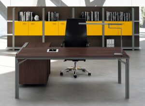 X8 / Bureau de direction 210 cm avec Caisson porteur Wengé