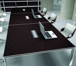 X7 / Table de réunion 480 x 140 cm Wengé Pieds chromé