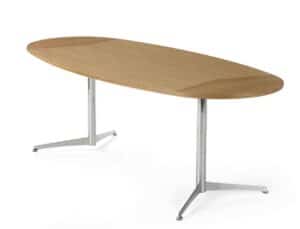Stars / Table ovale en chêne  220 x 100 cm