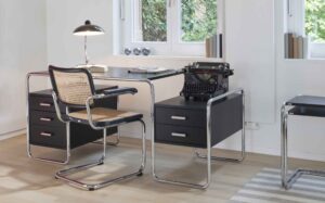 S 285 / Bureau Marcel Breuer L164 cm 2 caissons Noir