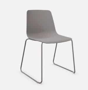 Varya Inclass / Chaise traineau