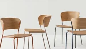Arc Inclass / Chaise en bois traineau