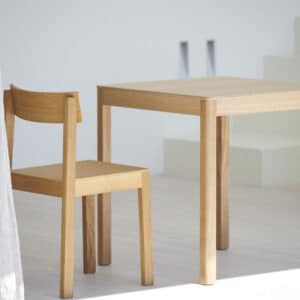 Tünn / Chaise en bois