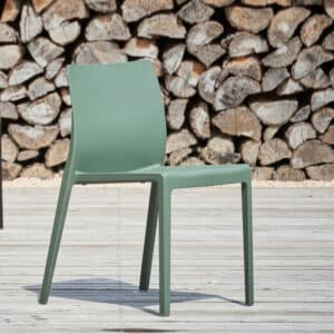 Mia / Chaise en plastique