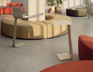 Edge Harmony / Table d'appoint en métal